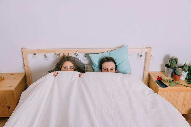 Aramil Mebel | Как выбрать матрас для двуспальной кровати?